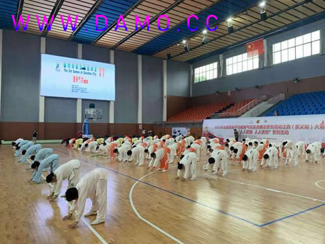 �׽