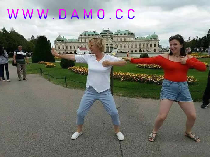 �׽